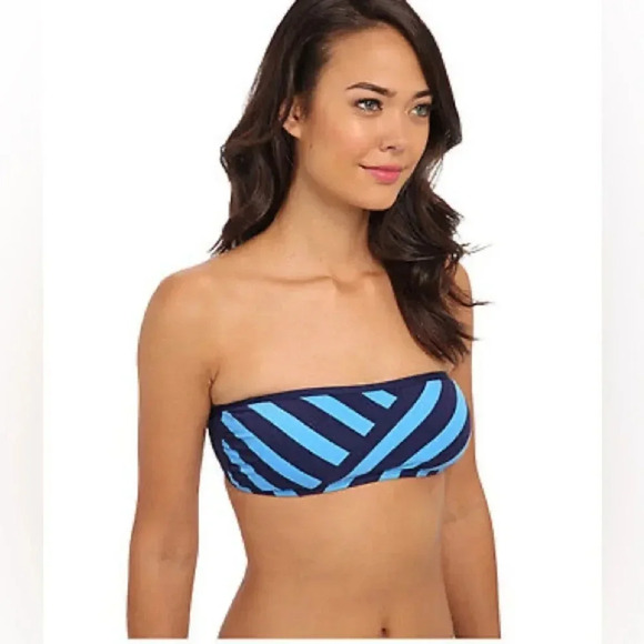 DKYN BANDANA SWIM TOP EXTRA SMALL🎉🎉🎉 - Picture 1 of 4